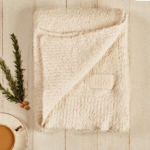 Rachel Miriam - The Cloud Throw - Ivory 40 x 50 Sealed, New